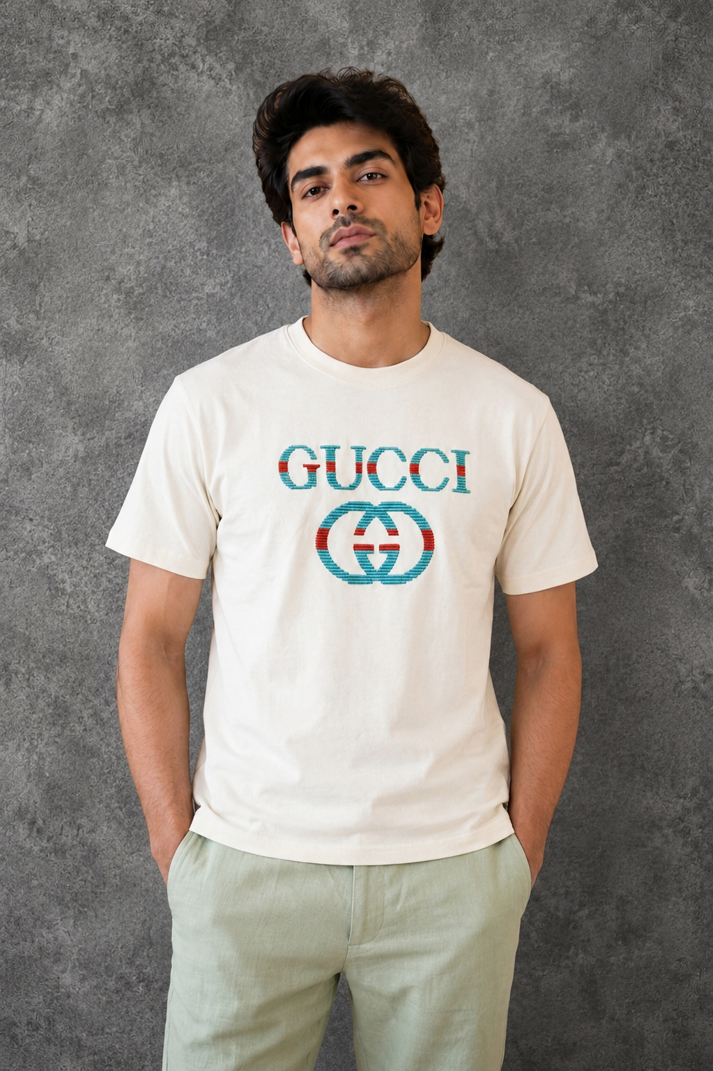 Gucci Men's White T-Shirt