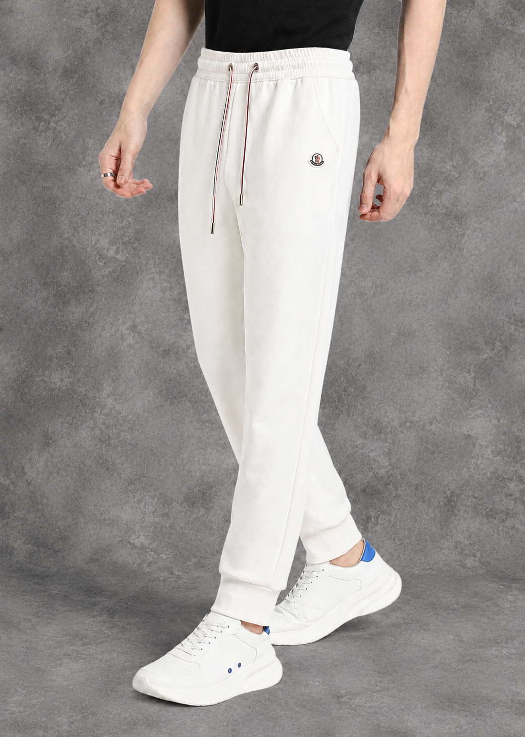 Men's Off-White Cotton Slim-Fit Joggers