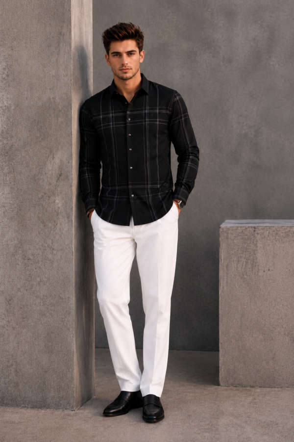 Burberry Men's Black Shirt