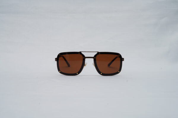 Gucci Full-Rim Navigator Sunglasses – Gold and Black with Brown Lenses