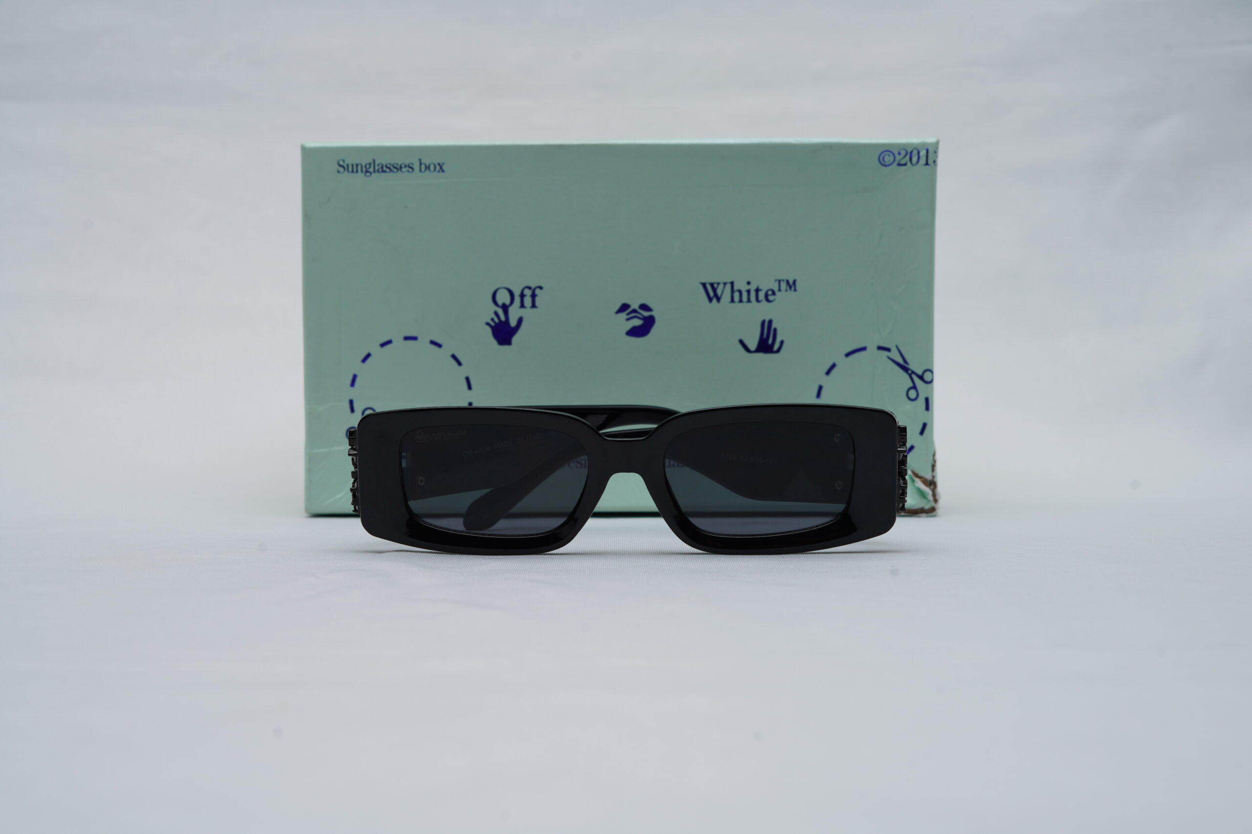 Off-White Full-Rim Rectangular Sunglasses – Black with Dark Grey Lenses
