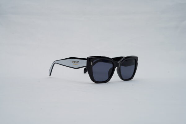 Prada Full-Rim Cat-Eye Sunglasses – Glossy Black Acetate with Dark Tint Lenses
