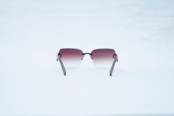 LOUIS VUITTON Frameless Y2K-Inspired Shades – Luxury Purple Gradient Sunglasses