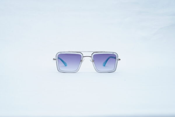 GUCCI Ice Blue Angular Pilot Shades – Luxury Gradient Lens Sunglasses