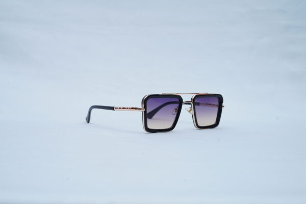 GUCCI Black Frame Angular Pilot Shades – Luxury Purple Gradient Sunglasses