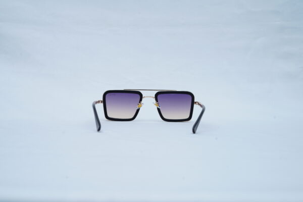 GUCCI Black Frame Angular Pilot Shades – Luxury Purple Gradient Sunglasses