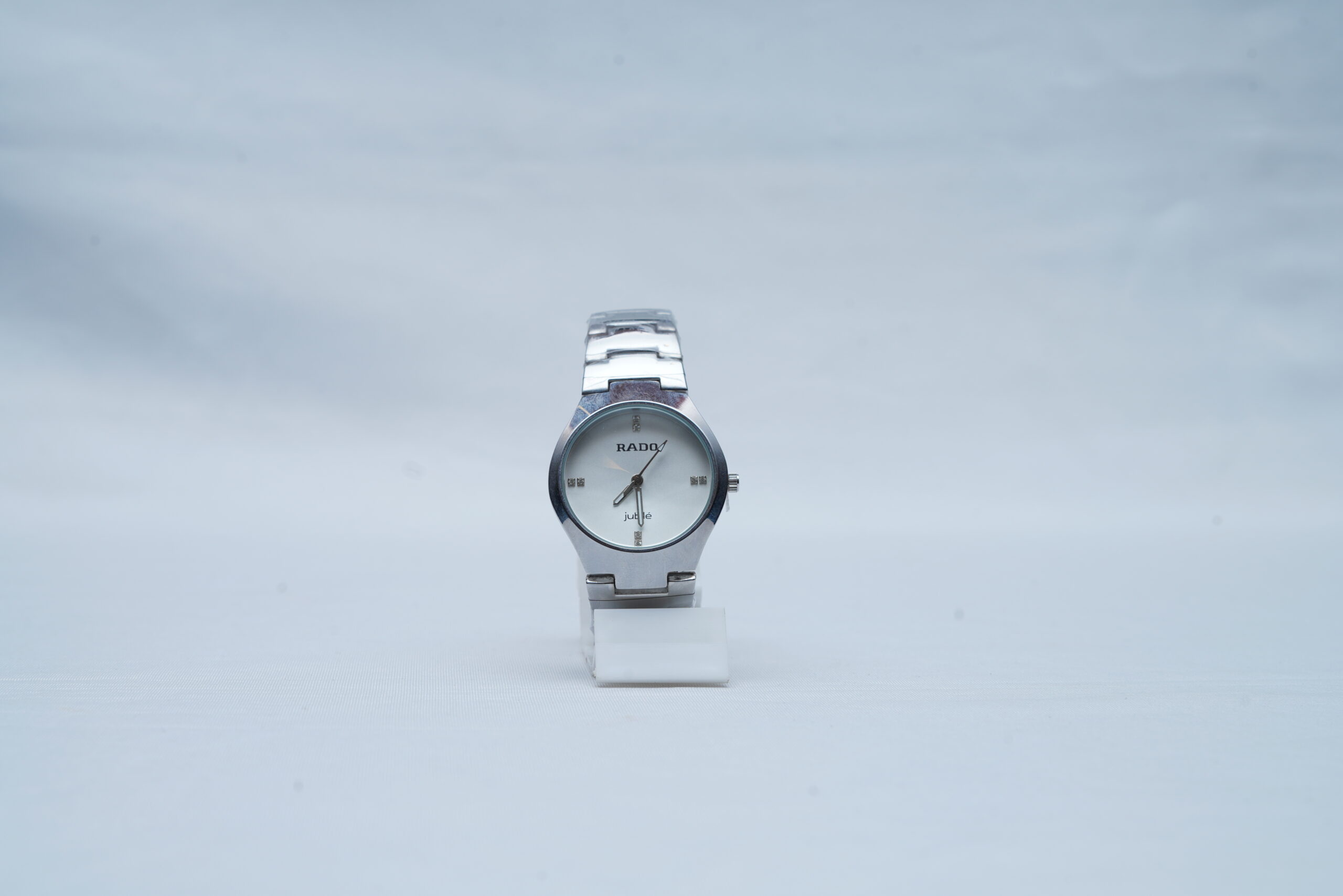 Rado Integral Quartz Watch - Silver Stainless Steel Bracelet with Minimalist White Dial