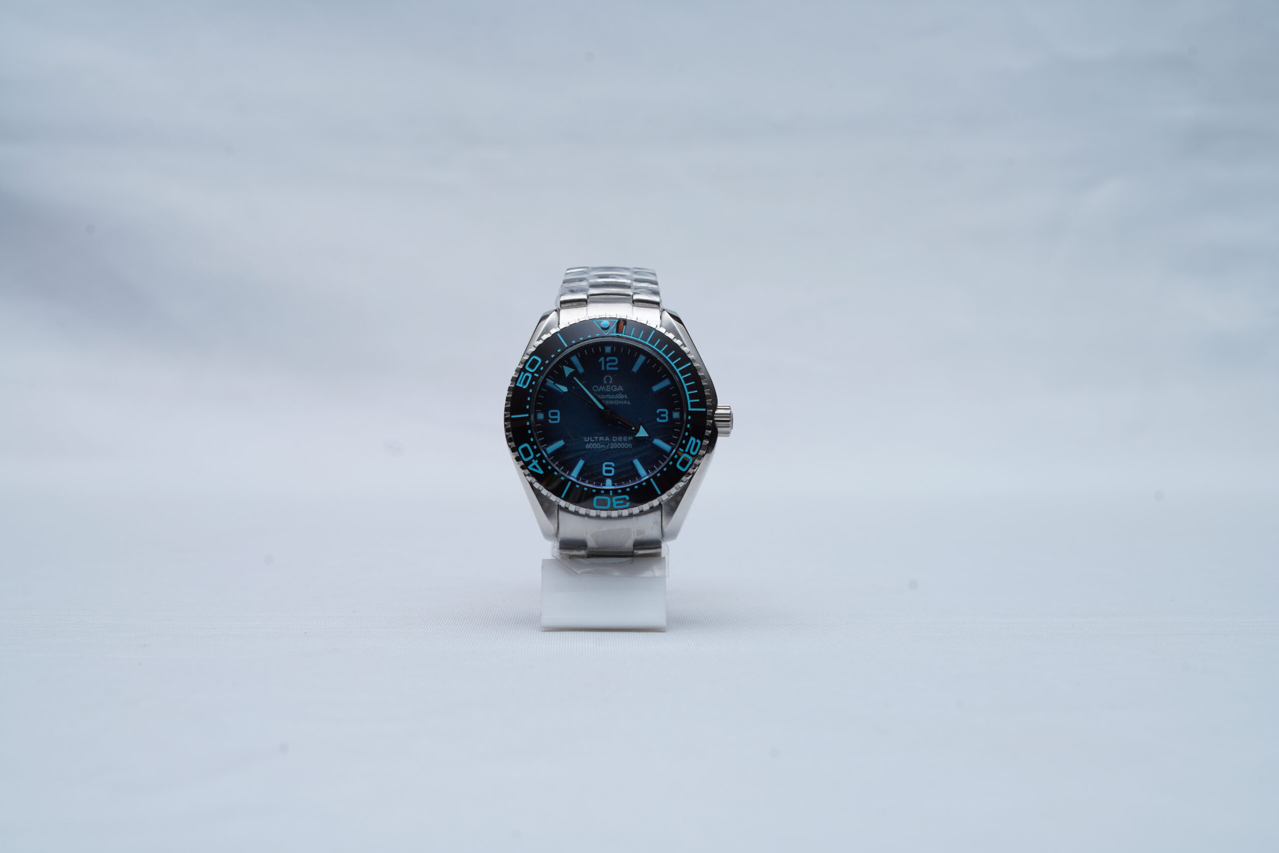 OMEGA Seamaster Planet Ocean 600M Co-Axial Master Chronometer 39.5mm Summer Blue Dial Men's Watch