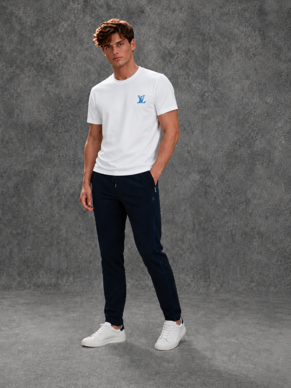 Louis Vuitton Men's Logo Half Sleeve White T-Shirt