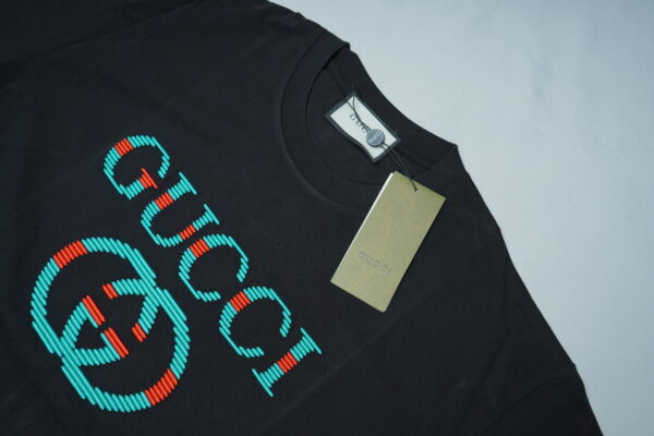 Gucci Men's Logo Half Sleeve Black T-Shirt