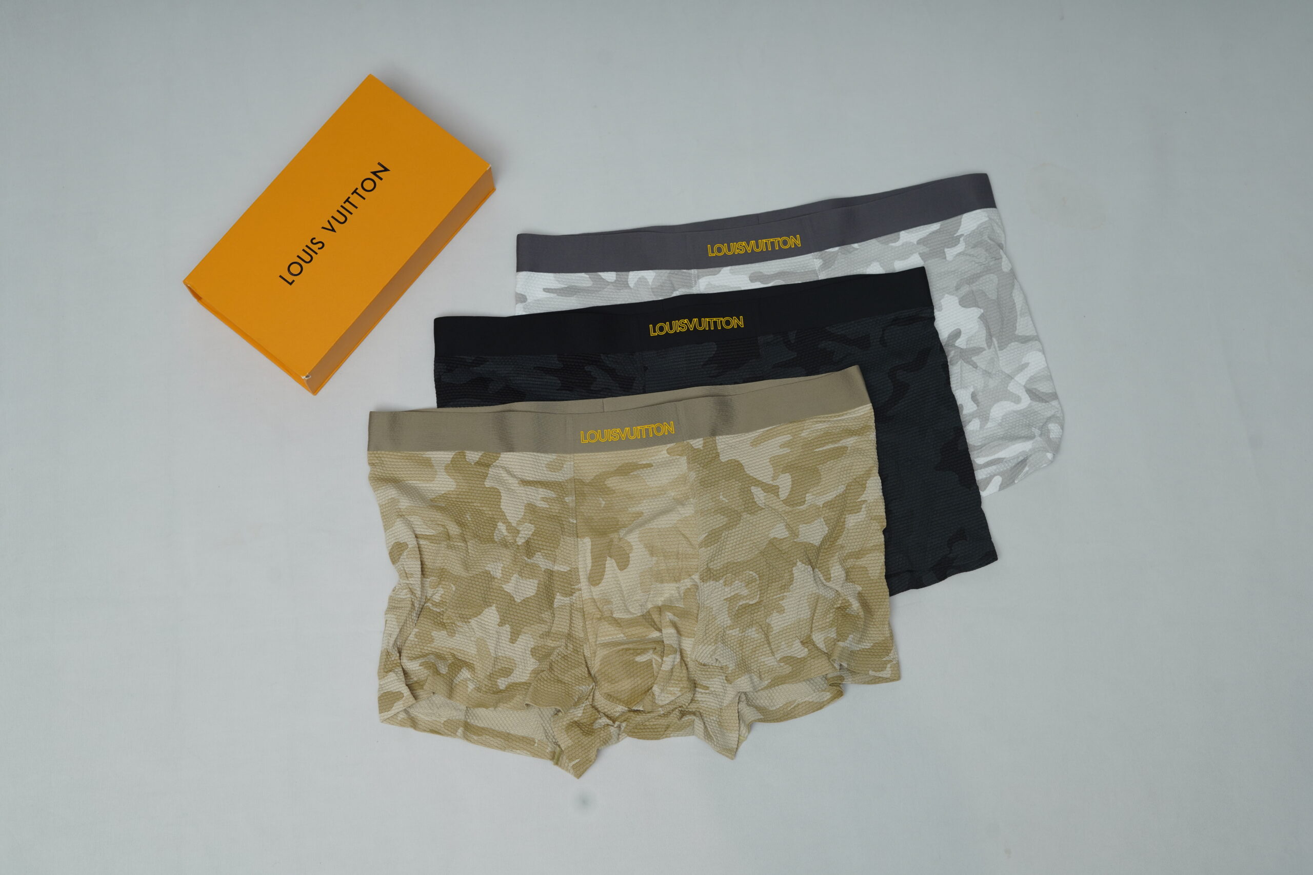 Louis Vuitton Men's Innerwear - Pack of 3