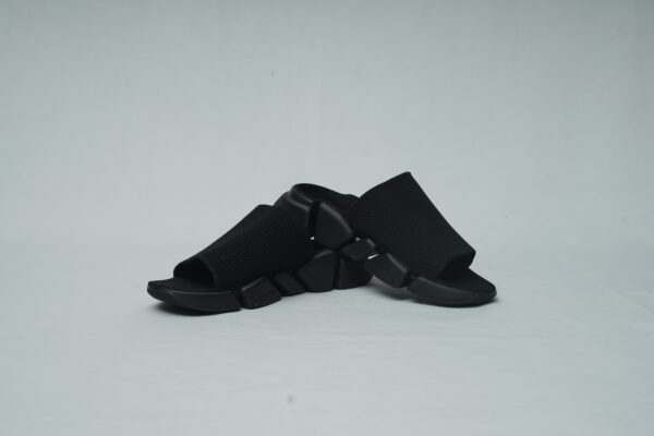 Balenciaga Speed Knit Slides – Black Segmented Sole Luxury Sandals