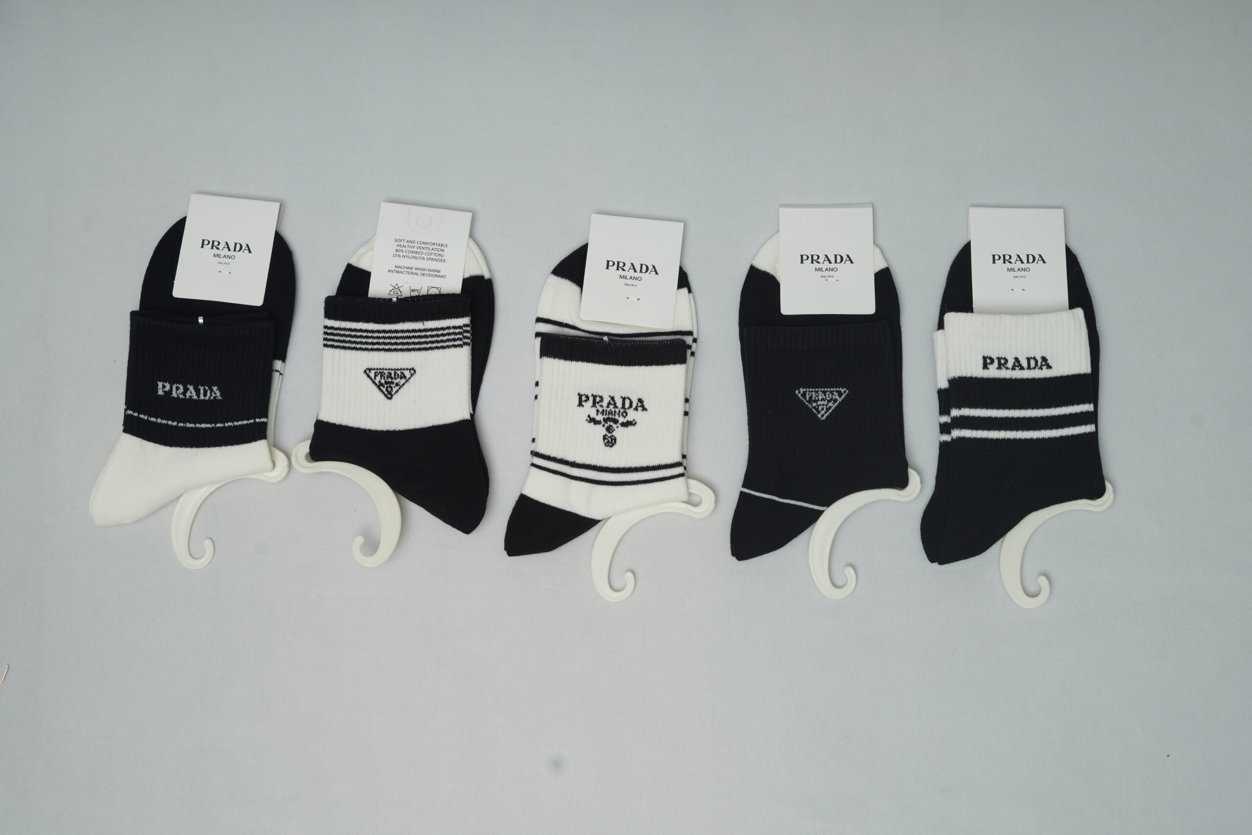 Prada Premium Cotton Ankle Socks - Minimalist Stripe Edition (5-Pair Pack)