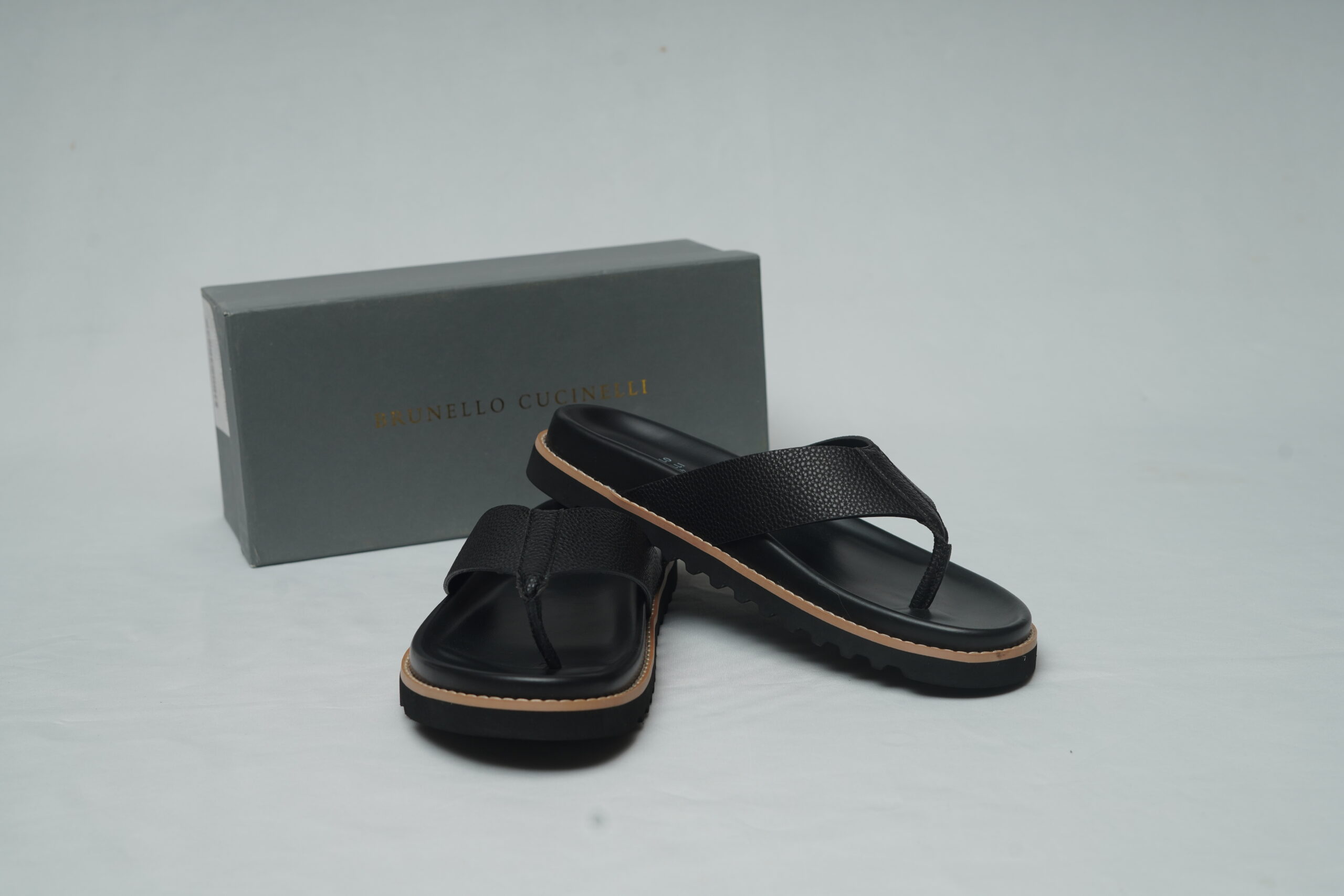 Brunello Cucinelli Black Grained Leather Flip-Flops – Luxury Italian Summer Slides