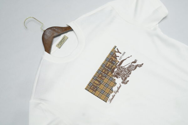 Burberry Men's Knight Stamp Half Sleeve White T-Shirt