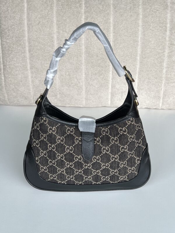 Gucci Jackie 1961 Small Black GG Supreme Canvas Shoulder Bag